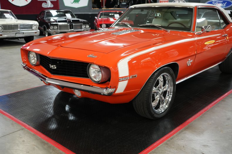 Chevrolet-Other-1969-Orange-White-27