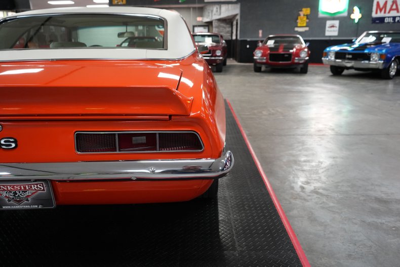 Chevrolet-Other-1969-Orange-White-45