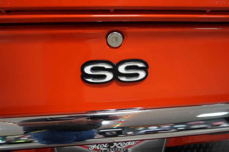 Chevrolet-Other-1969-Orange-White-48