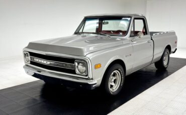 Chevrolet-Other-1969-Silver-Metallic-Red-5
