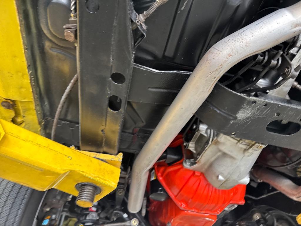 Chevrolet-Other-1969-Yellow-Black-39