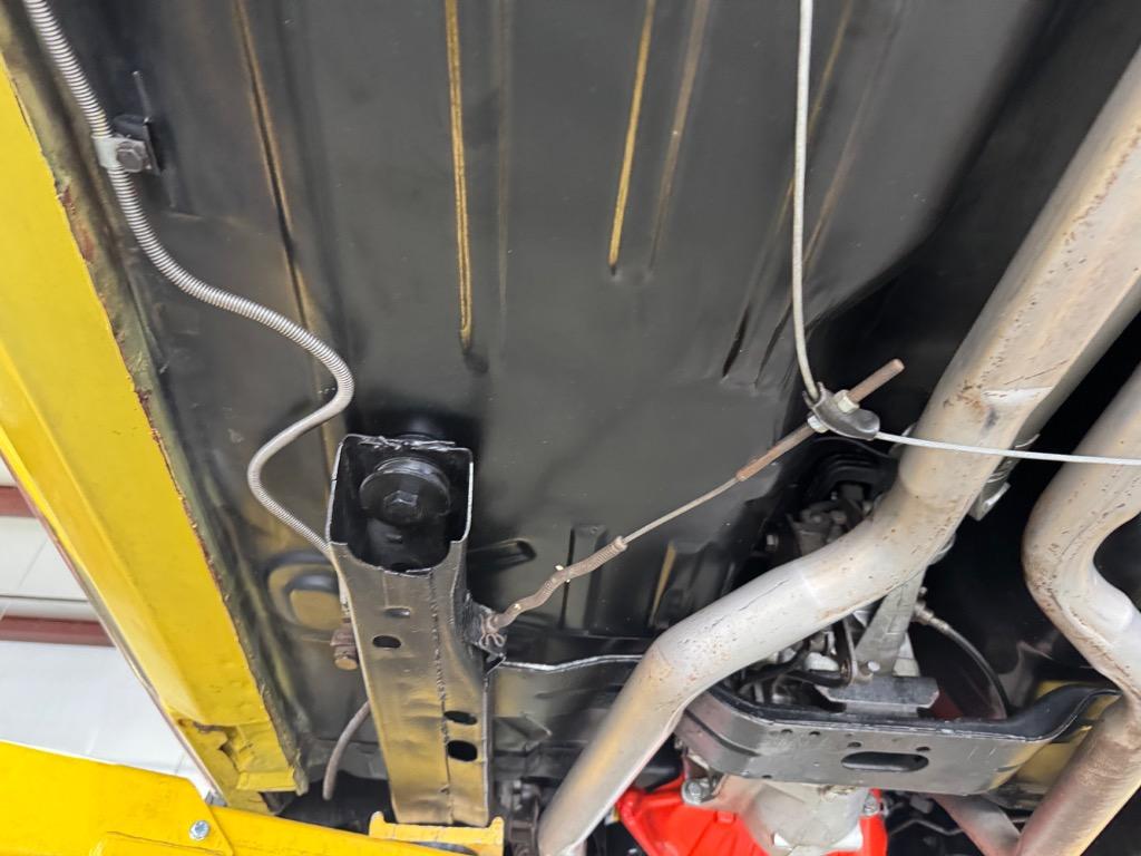Chevrolet-Other-1969-Yellow-Black-40
