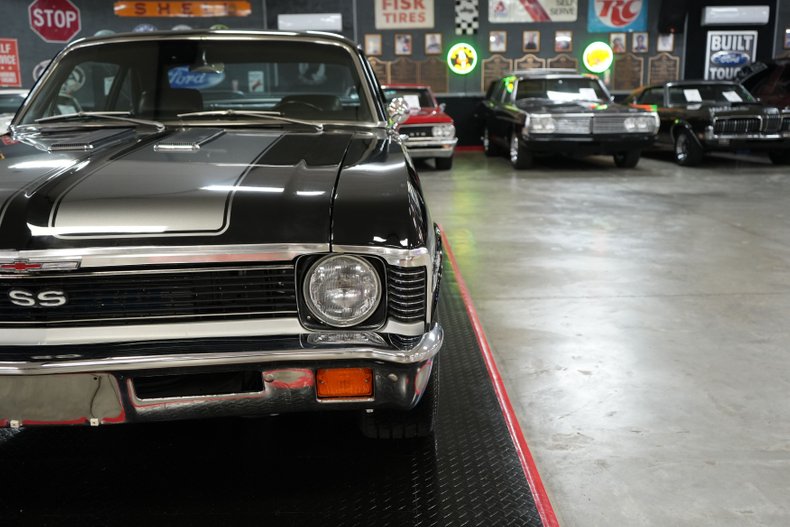 Chevrolet-Other-1972-Black-Black-32