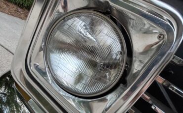 Chevrolet-Other-1972-Okra-White-18