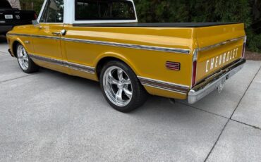 Chevrolet-Other-1972-Okra-White-2