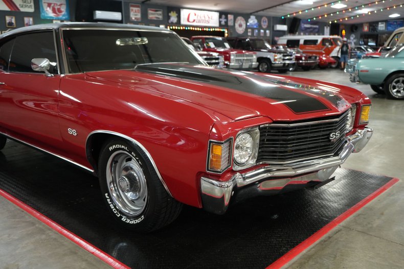 Chevrolet-Other-1972-Red-Black-35