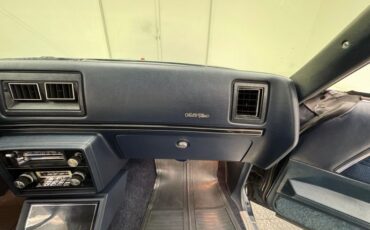 Chevrolet-Other-1980-Twilight-Blue-Metall-Dark-Blue-38