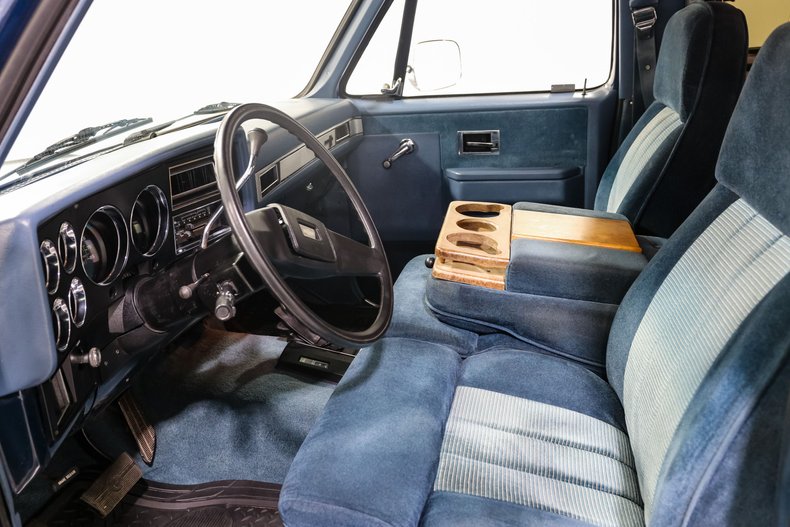 Chevrolet-Other-1987-BLUE-Blue-12