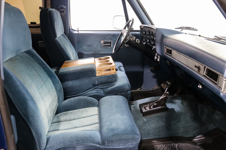Chevrolet-Other-1987-BLUE-Blue-15