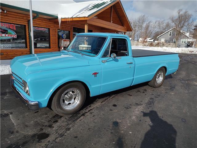 Chevrolet-Other-Pickups-1967-PickupTruck-3