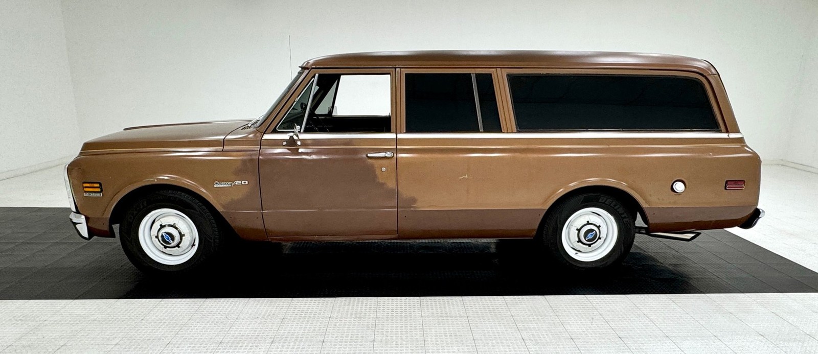 Chevrolet-Other-Pickups-1972-SUV-1