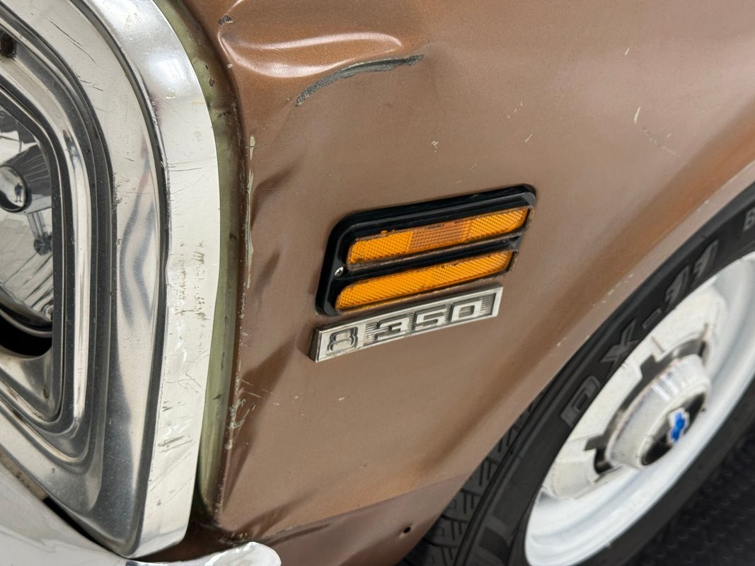 Chevrolet-Other-Pickups-1972-SUV-10
