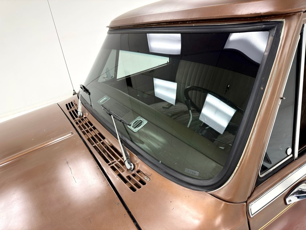 Chevrolet-Other-Pickups-1972-SUV-13