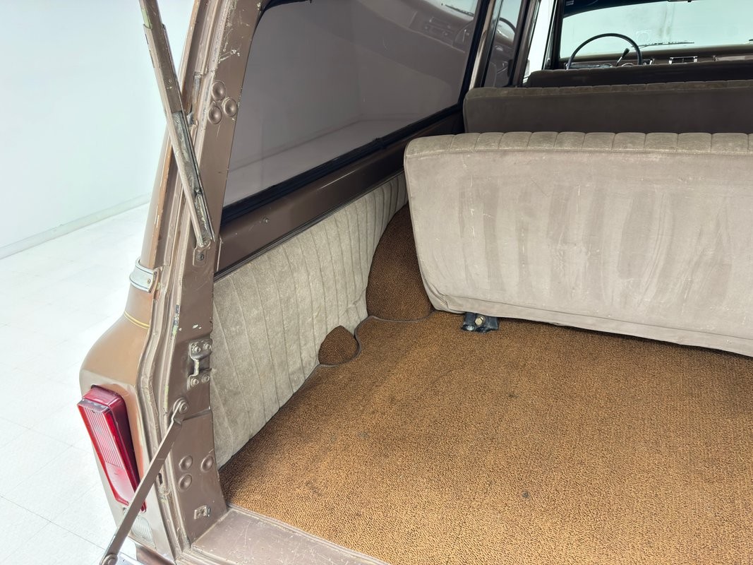 Chevrolet-Other-Pickups-1972-SUV-25