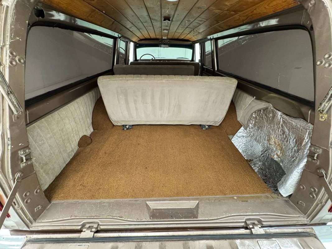 Chevrolet-Other-Pickups-1972-SUV-26