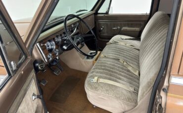 Chevrolet-Other-Pickups-1972-SUV-33