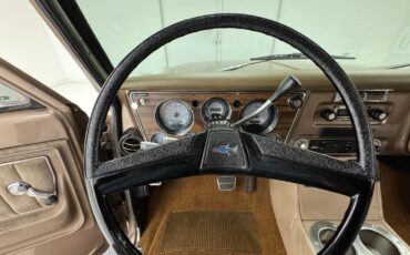 Chevrolet-Other-Pickups-1972-SUV-39