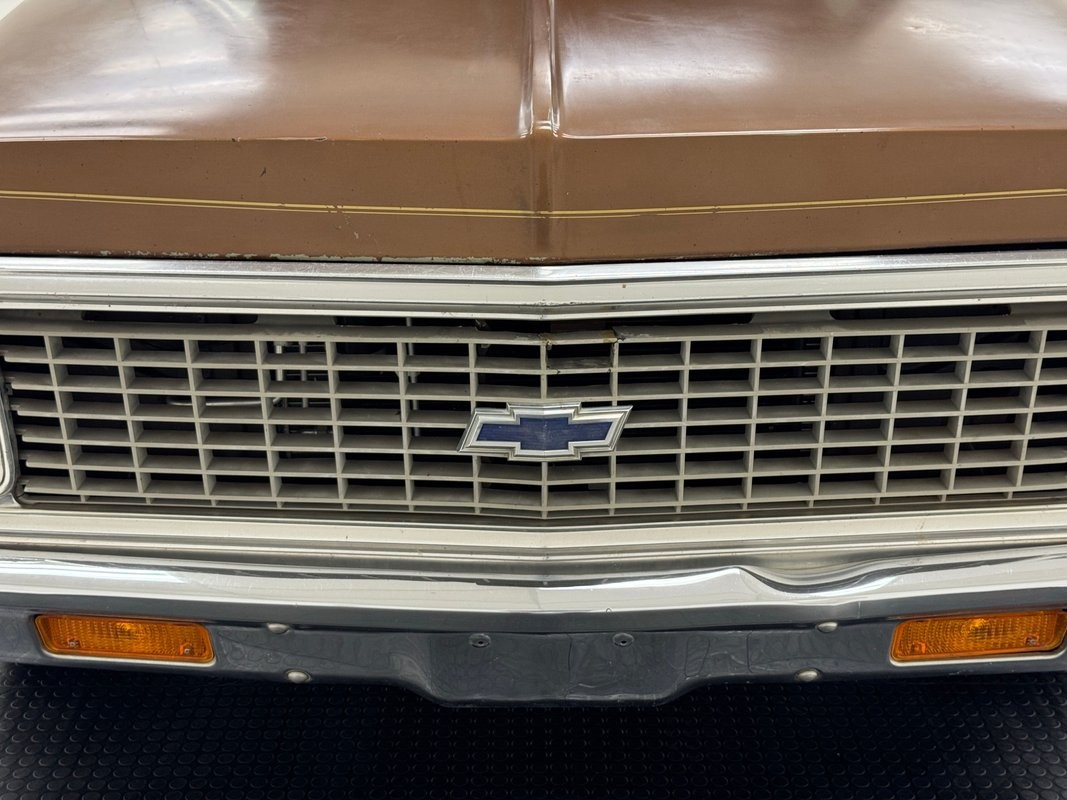 Chevrolet-Other-Pickups-1972-SUV-8