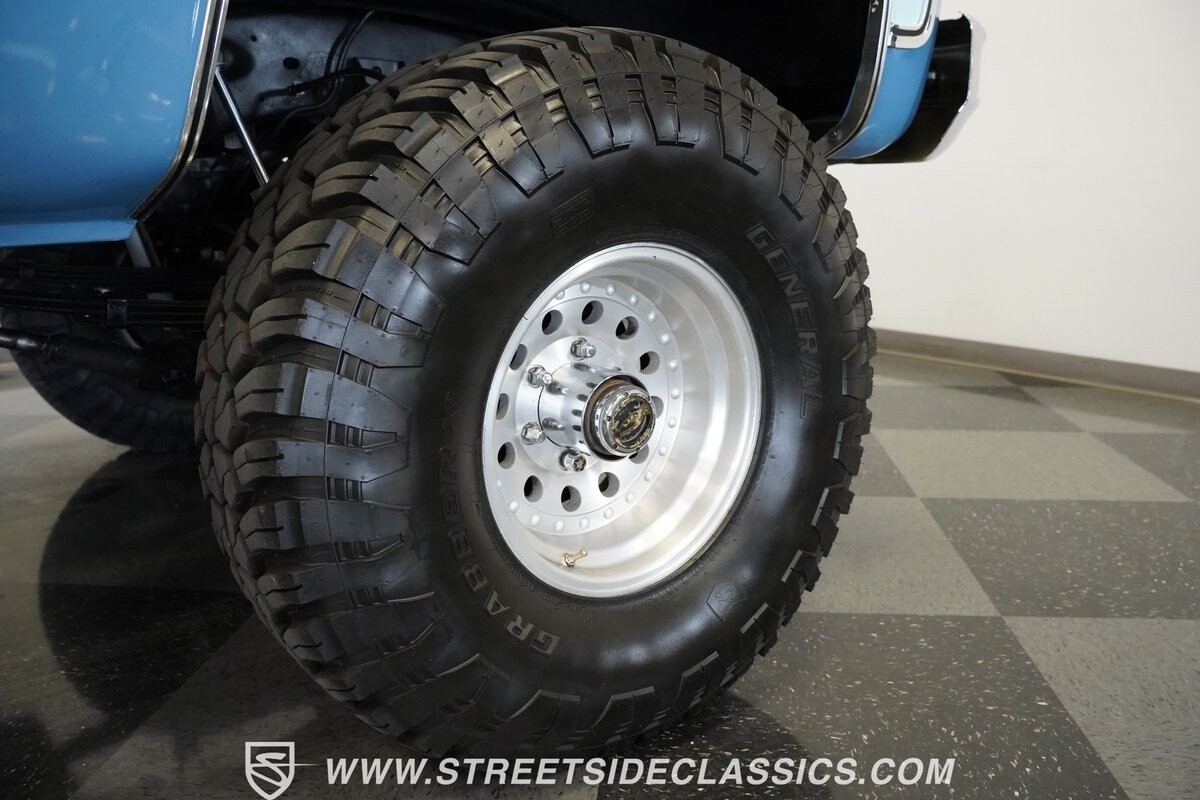Chevrolet-Other-Pickups-1977-Pickup-Truck-16