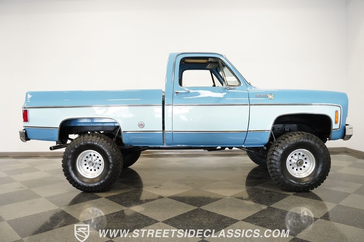 Chevrolet-Other-Pickups-1977-Pickup-Truck-18