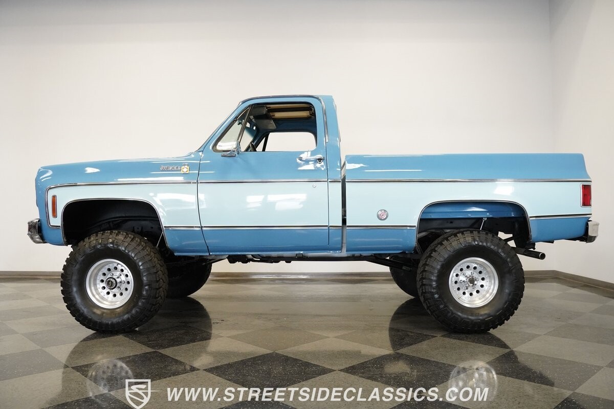 Chevrolet-Other-Pickups-1977-Pickup-Truck-2