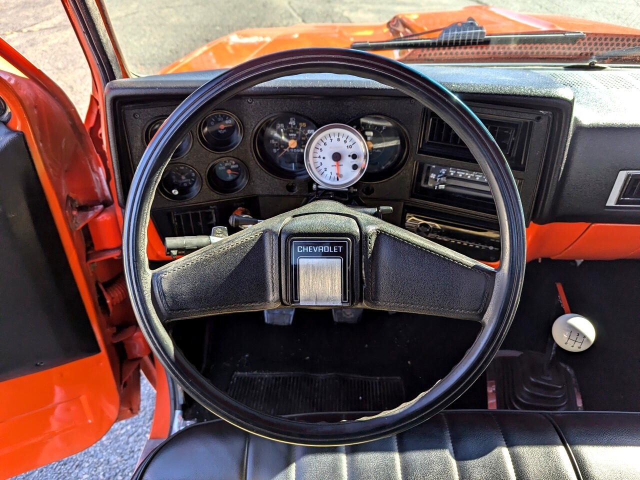 Chevrolet-Other-Pickups-1984-Truck-15