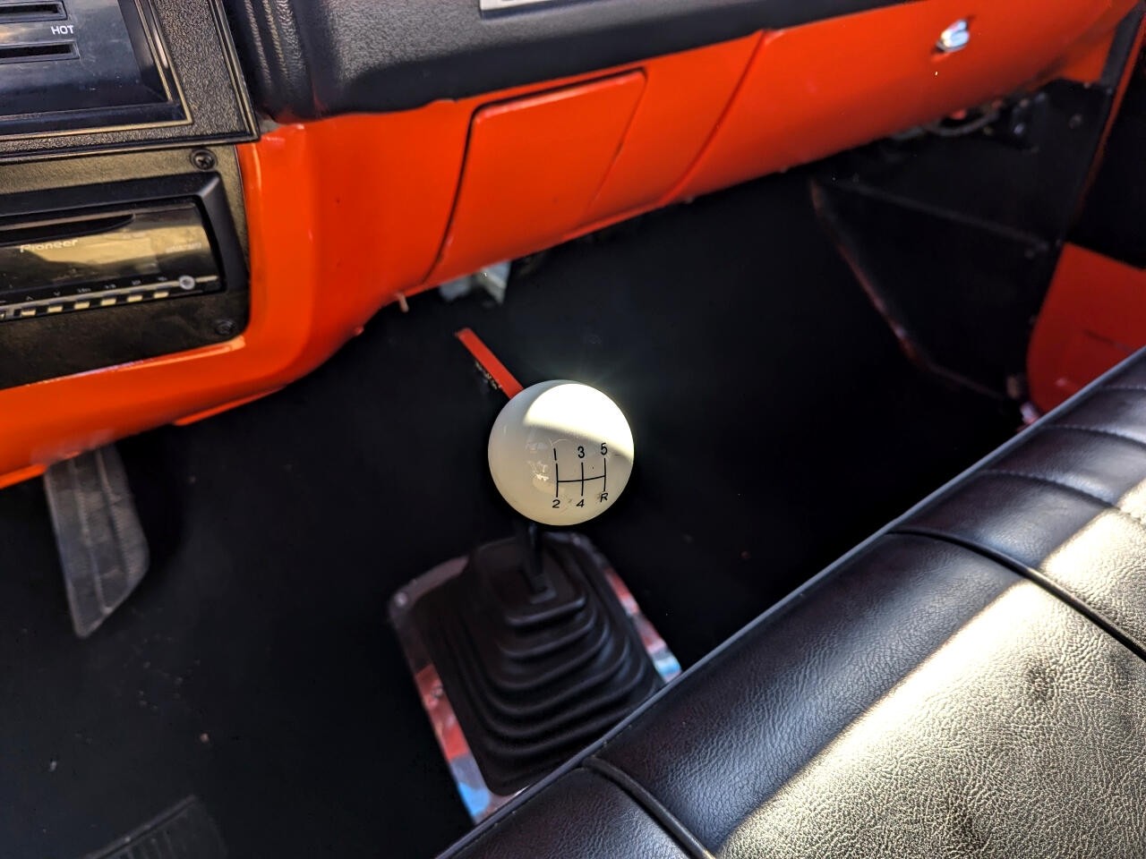Chevrolet-Other-Pickups-1984-Truck-17