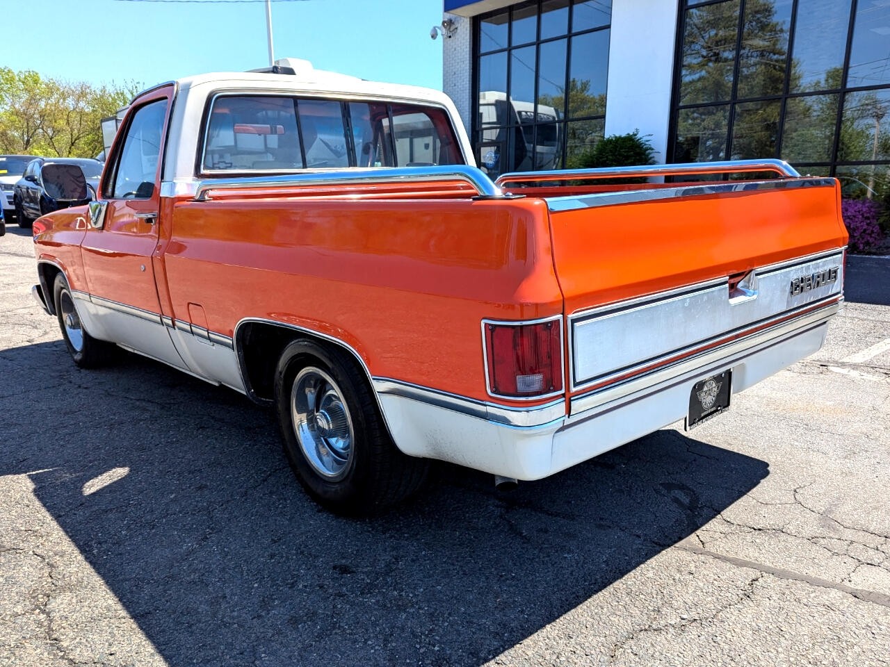 Chevrolet-Other-Pickups-1984-Truck-9