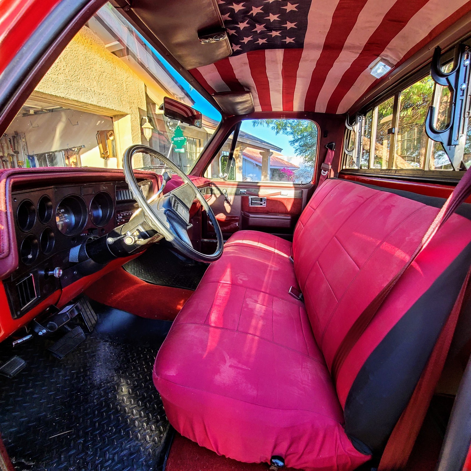 Chevrolet-Other-Pickups-1985-Standard-Cab-Pickup-6