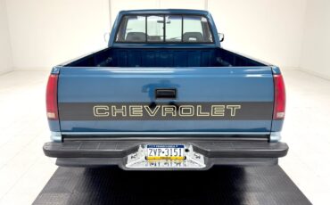 Chevrolet-Other-Pickups-1992-Pickup-Truck-3