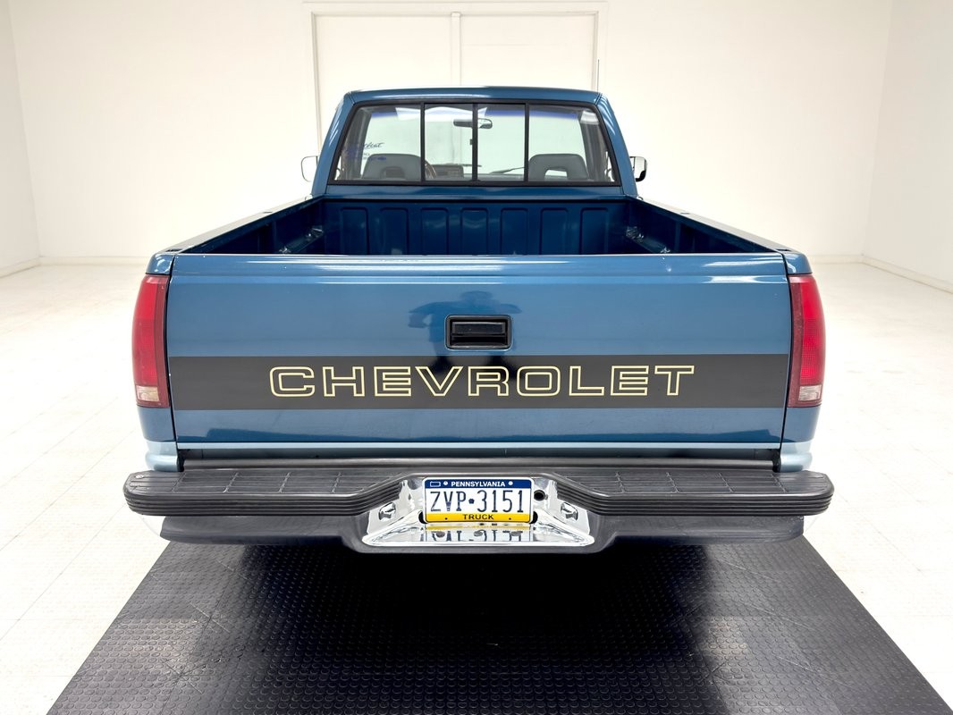 Chevrolet-Other-Pickups-1992-Pickup-Truck-3