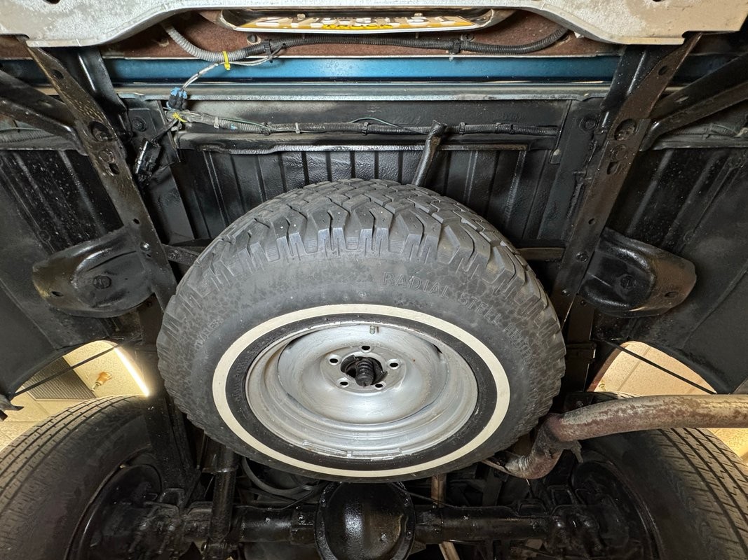 Chevrolet-Other-Pickups-1992-Pickup-Truck-39