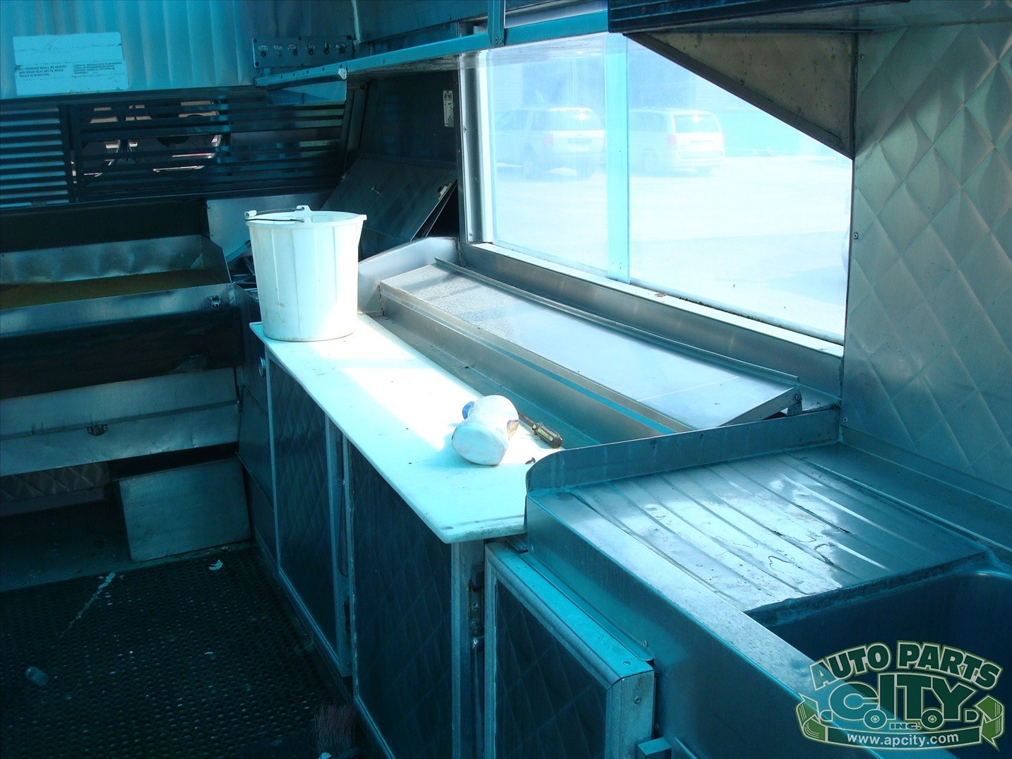 Chevrolet-P30-1988-FOOD-TRUCK-VAN-16