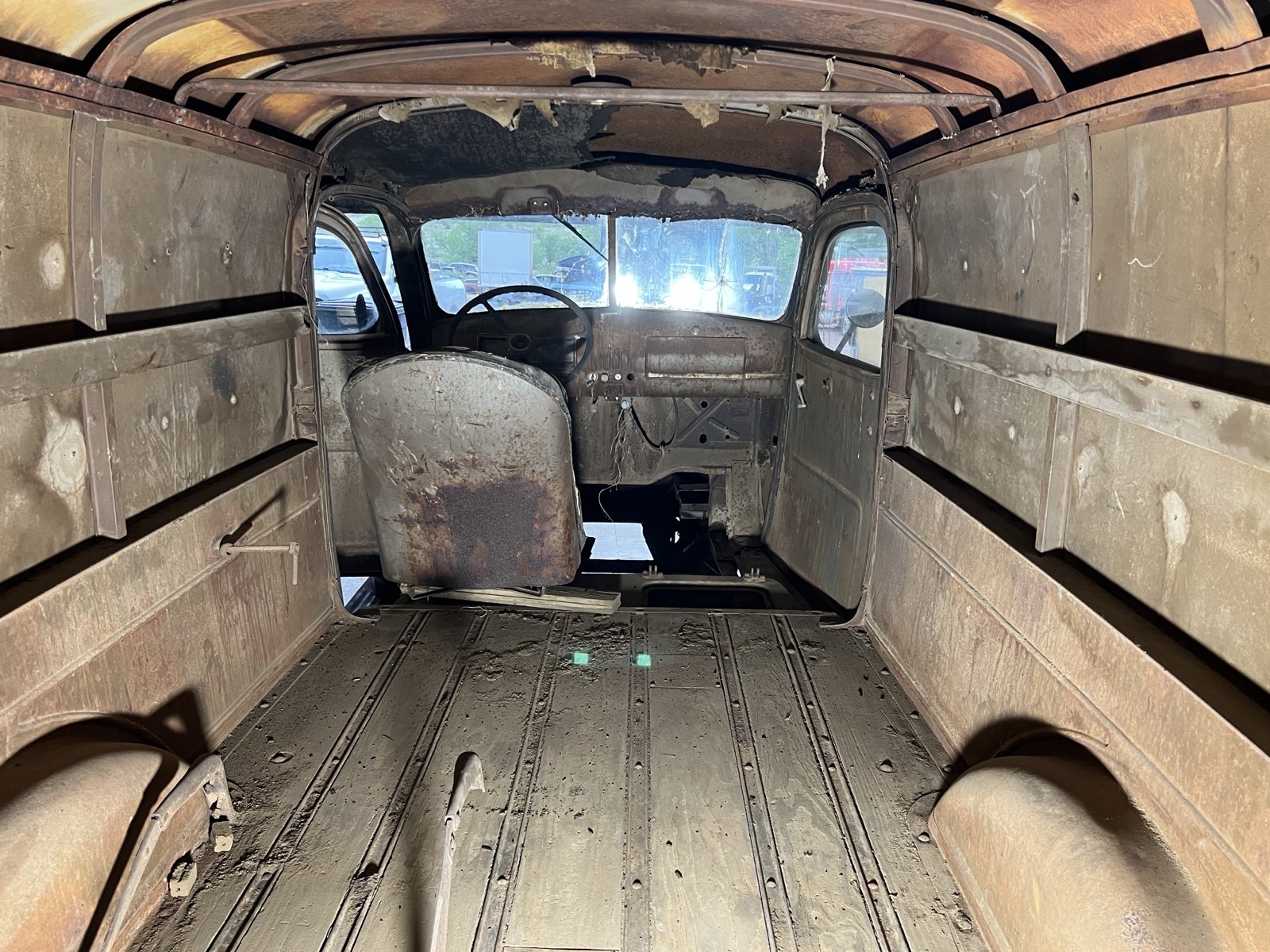 Chevrolet-Panel-1941-19