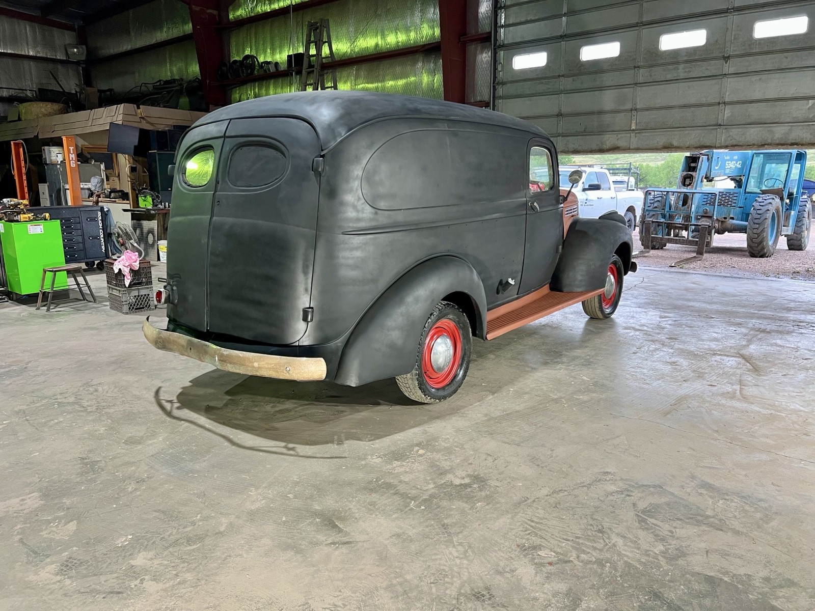 Chevrolet-Panel-1941-2