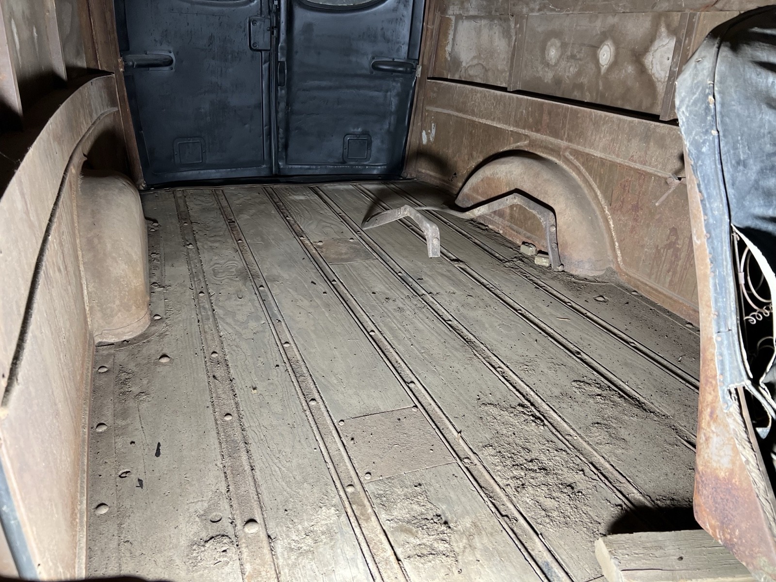 Chevrolet-Panel-1941-24