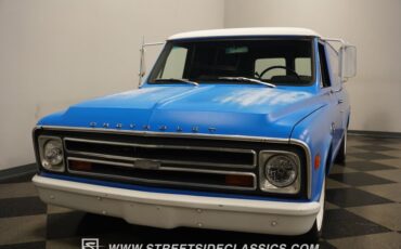 Chevrolet-Panel-delivery-1968-Blue-Blue-23
