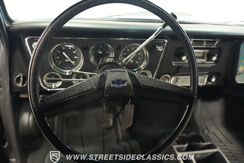 Chevrolet-Panel-delivery-1968-Blue-Blue-43