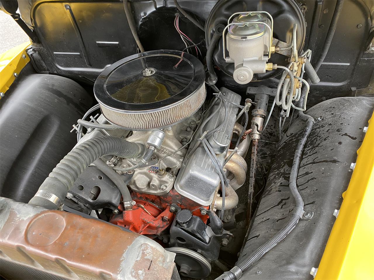 Chevrolet-Panel-truck-1954-YELLOWWHITE-YELLOWWHITE-15
