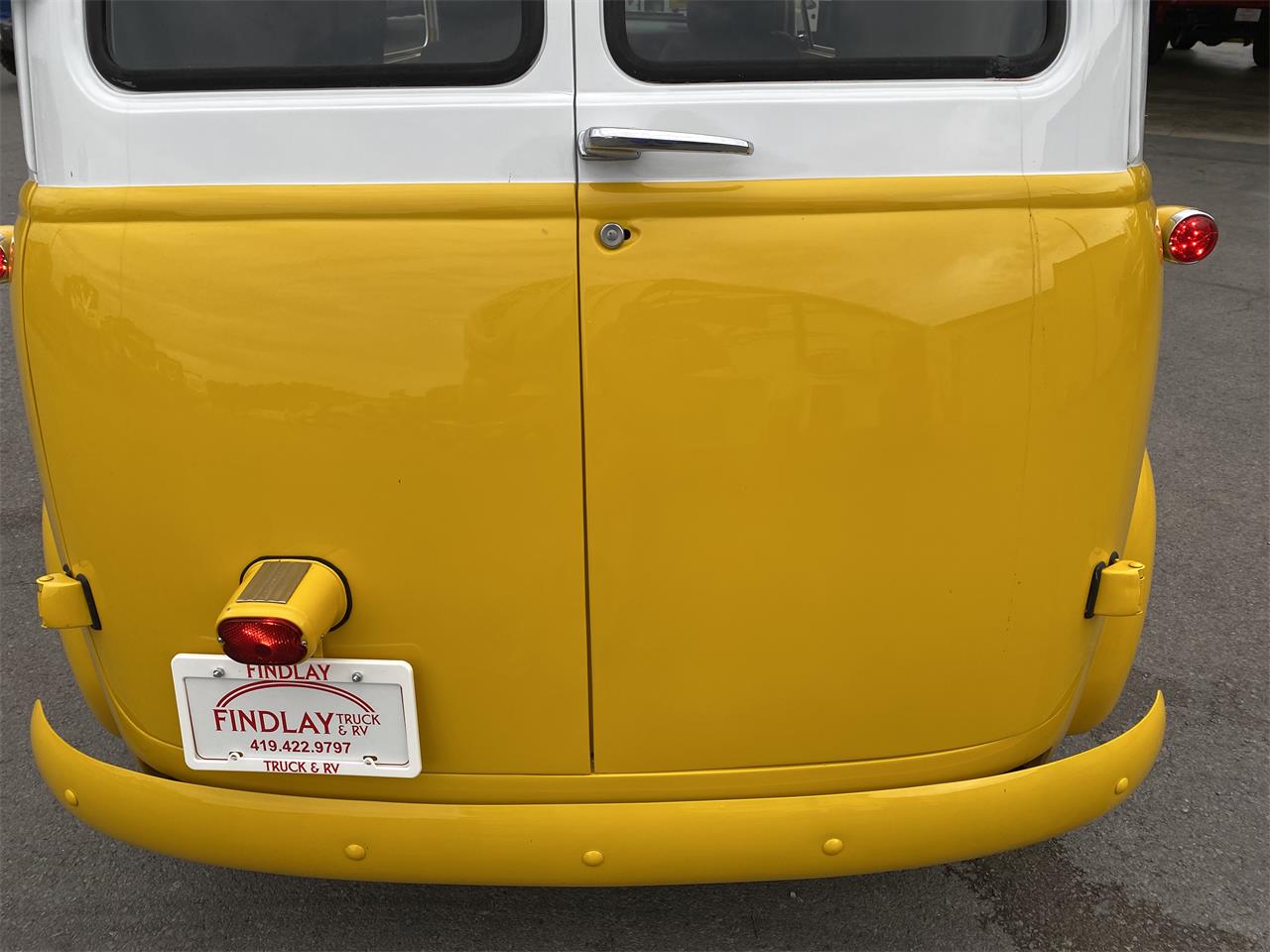 Chevrolet-Panel-truck-1954-YELLOWWHITE-YELLOWWHITE-22
