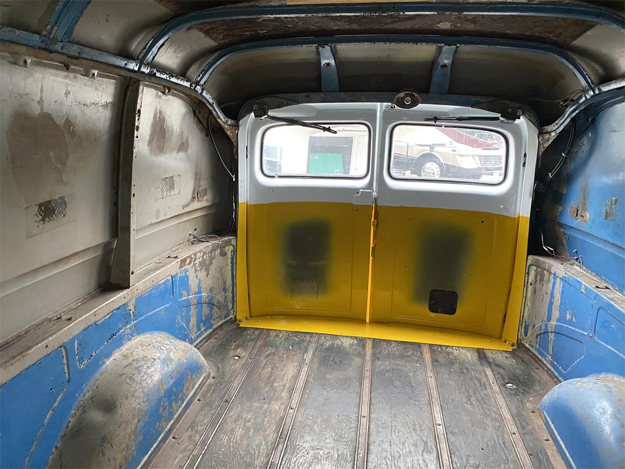 Chevrolet-Panel-truck-1954-YELLOWWHITE-YELLOWWHITE-35