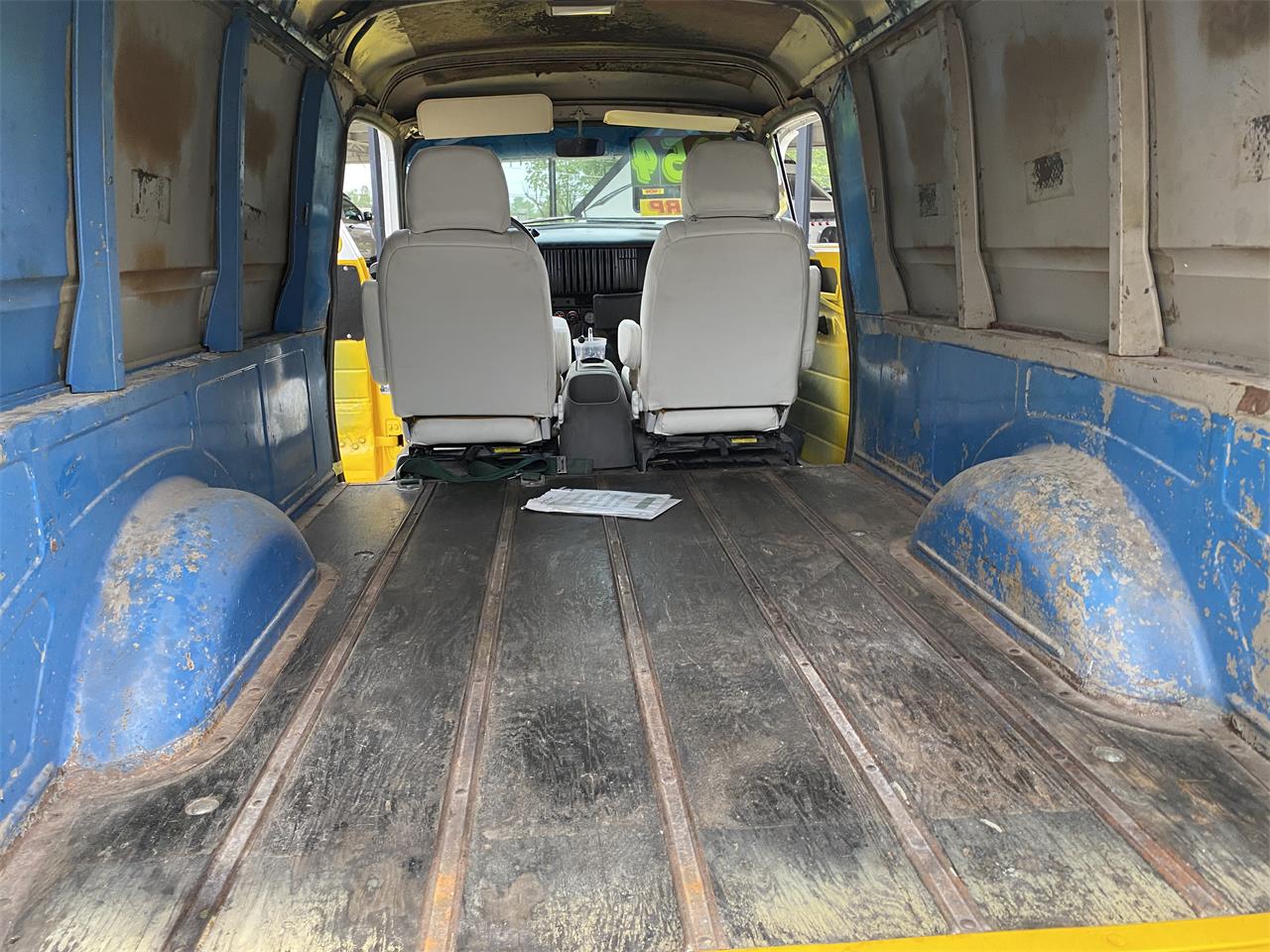 Chevrolet-Panel-truck-1954-YELLOWWHITE-YELLOWWHITE-39