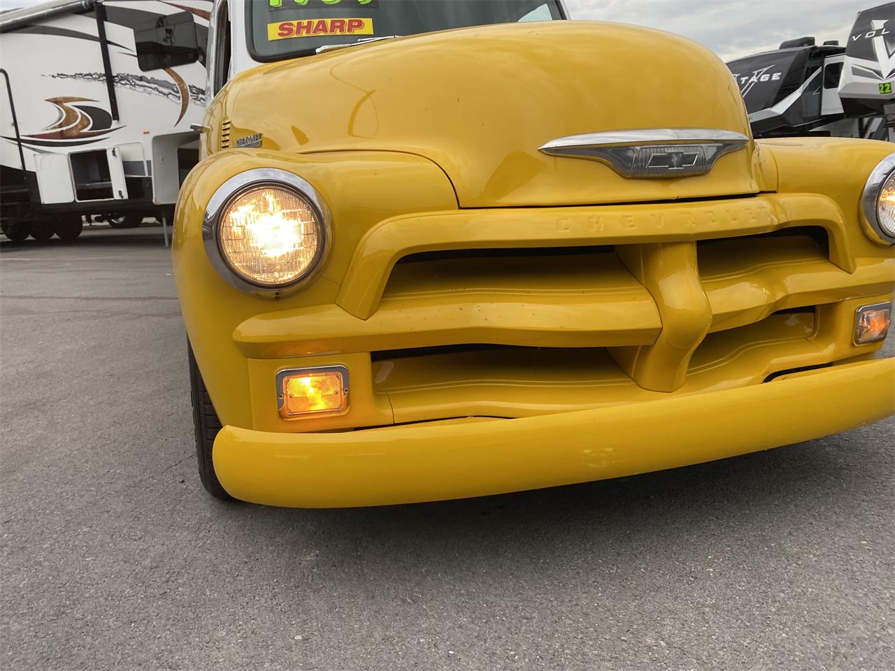 Chevrolet-Panel-truck-1954-YELLOWWHITE-YELLOWWHITE-43
