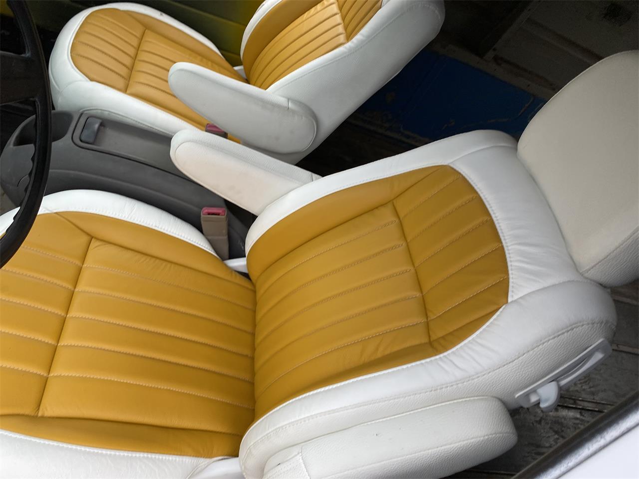 Chevrolet-Panel-truck-1954-YELLOWWHITE-YELLOWWHITE-44