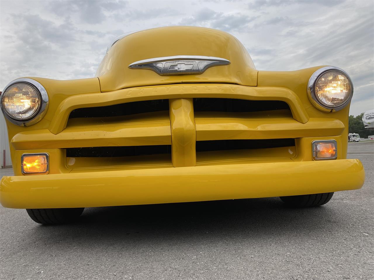 Chevrolet-Panel-truck-1954-YELLOWWHITE-YELLOWWHITE-9