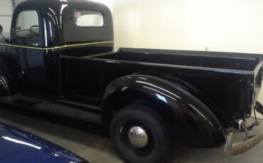 Chevrolet-Pickup-1941-Black-Taupe