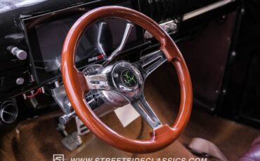 Chevrolet-Pickup-1947-Green-Patina-Saddle-35