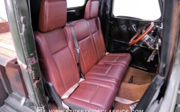 Chevrolet-Pickup-1947-Green-Patina-Saddle-48