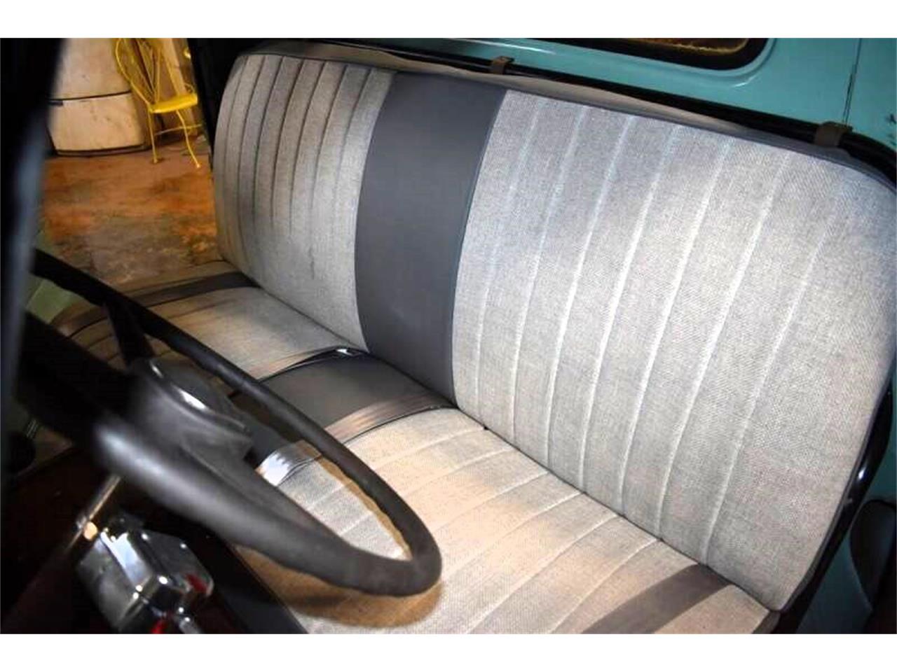Chevrolet-Pickup-1948-Black-Patina-teal-grey-11