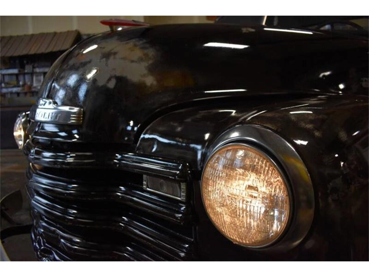 Chevrolet-Pickup-1948-Black-Patina-teal-grey-2